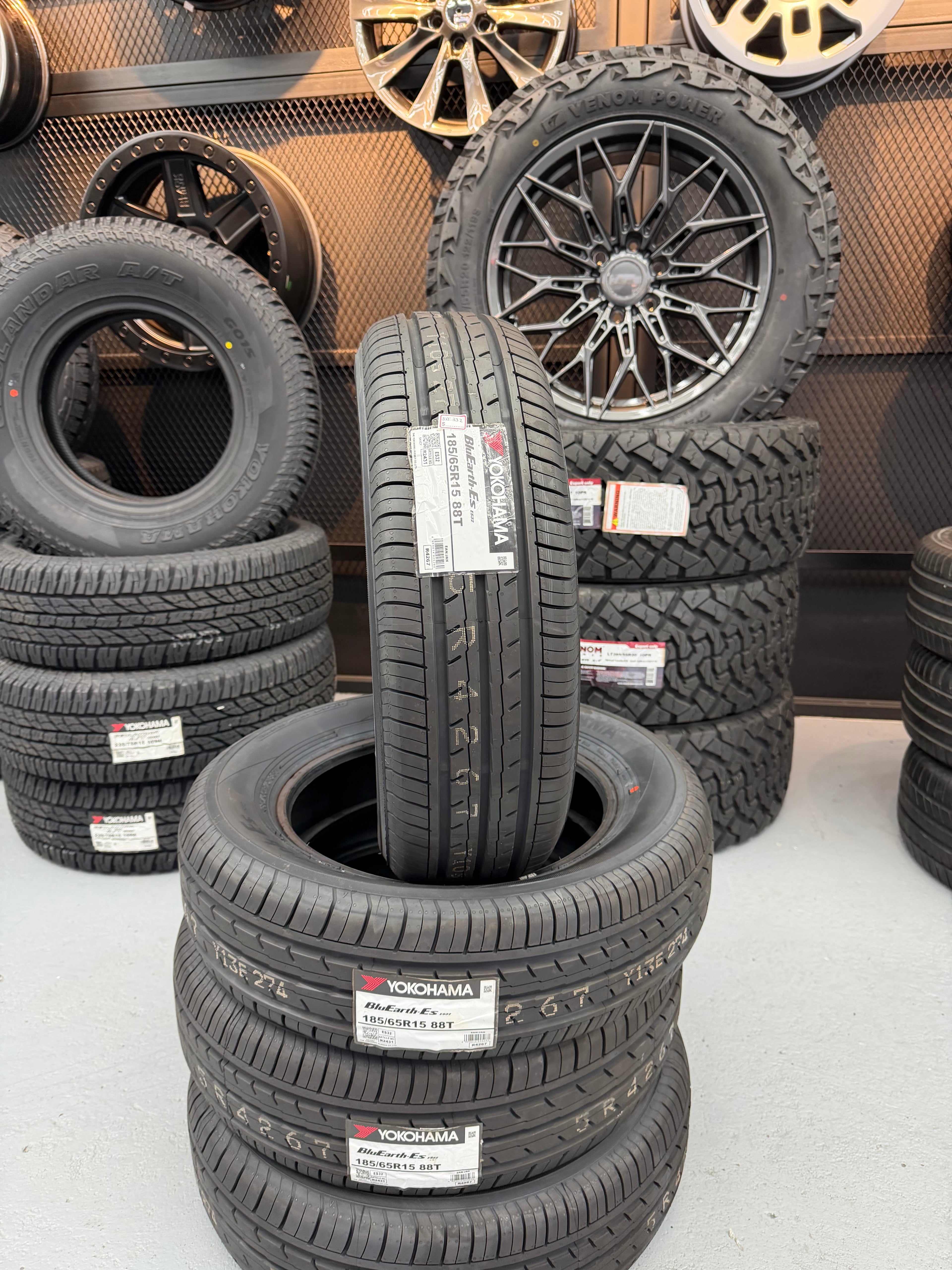 Yokohama BluEarth-ES ES32 185/65R15 88T