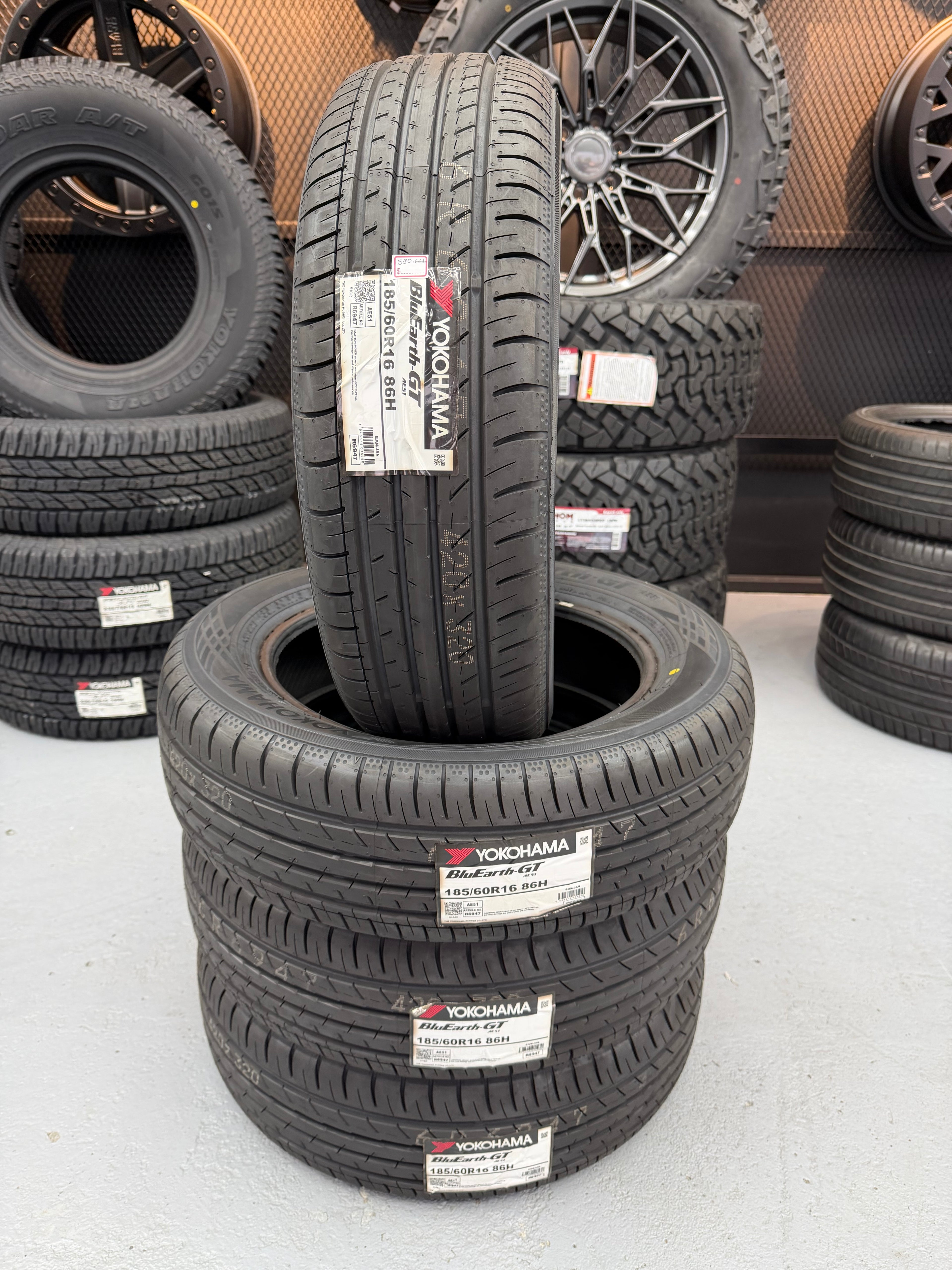 Yokohama BluEarth-GT 185/60R16 86H | Confort y Agarre en Lluvia