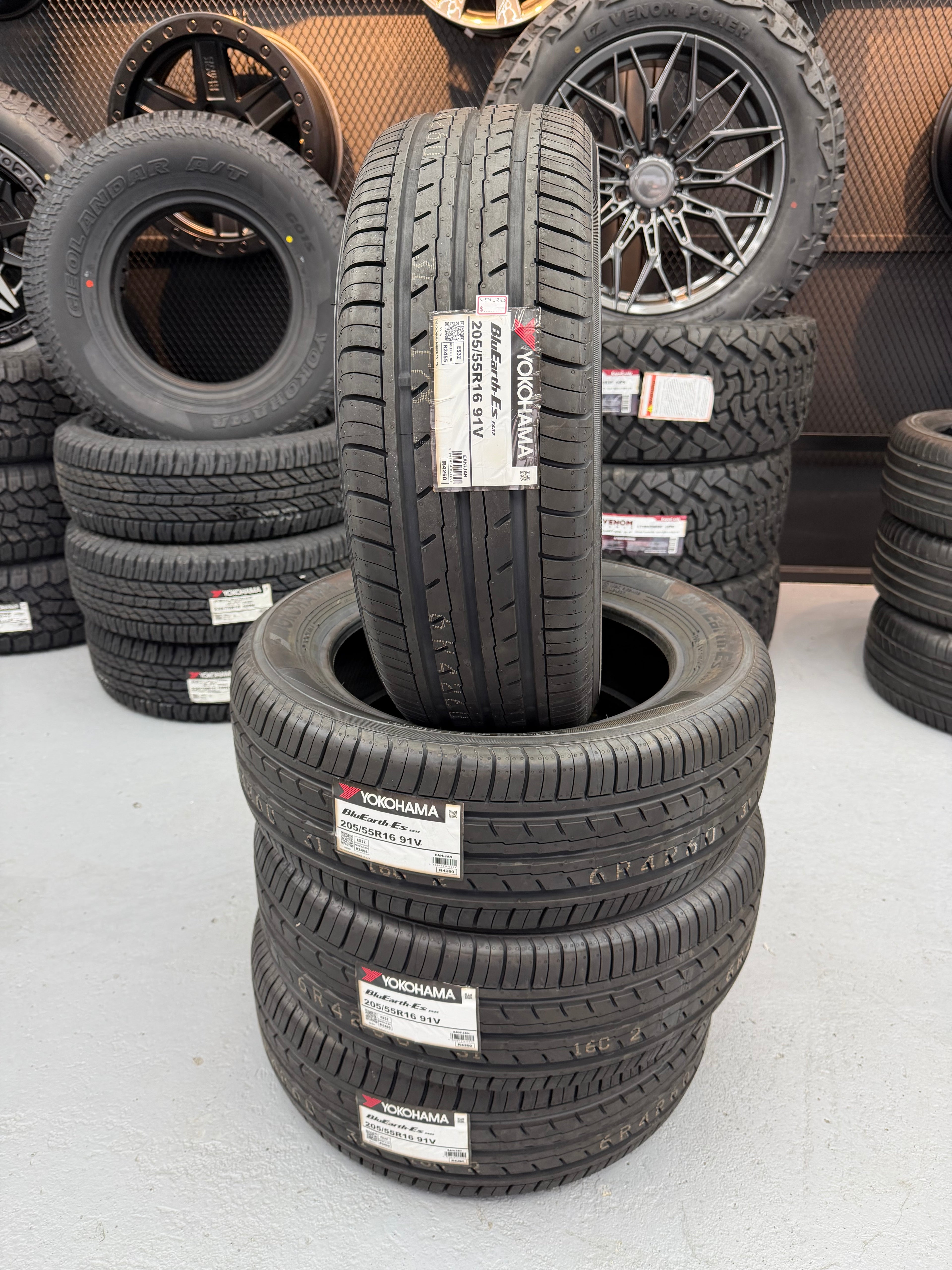 Yokohama BluEarth-ES ES32 205/55R16 91V