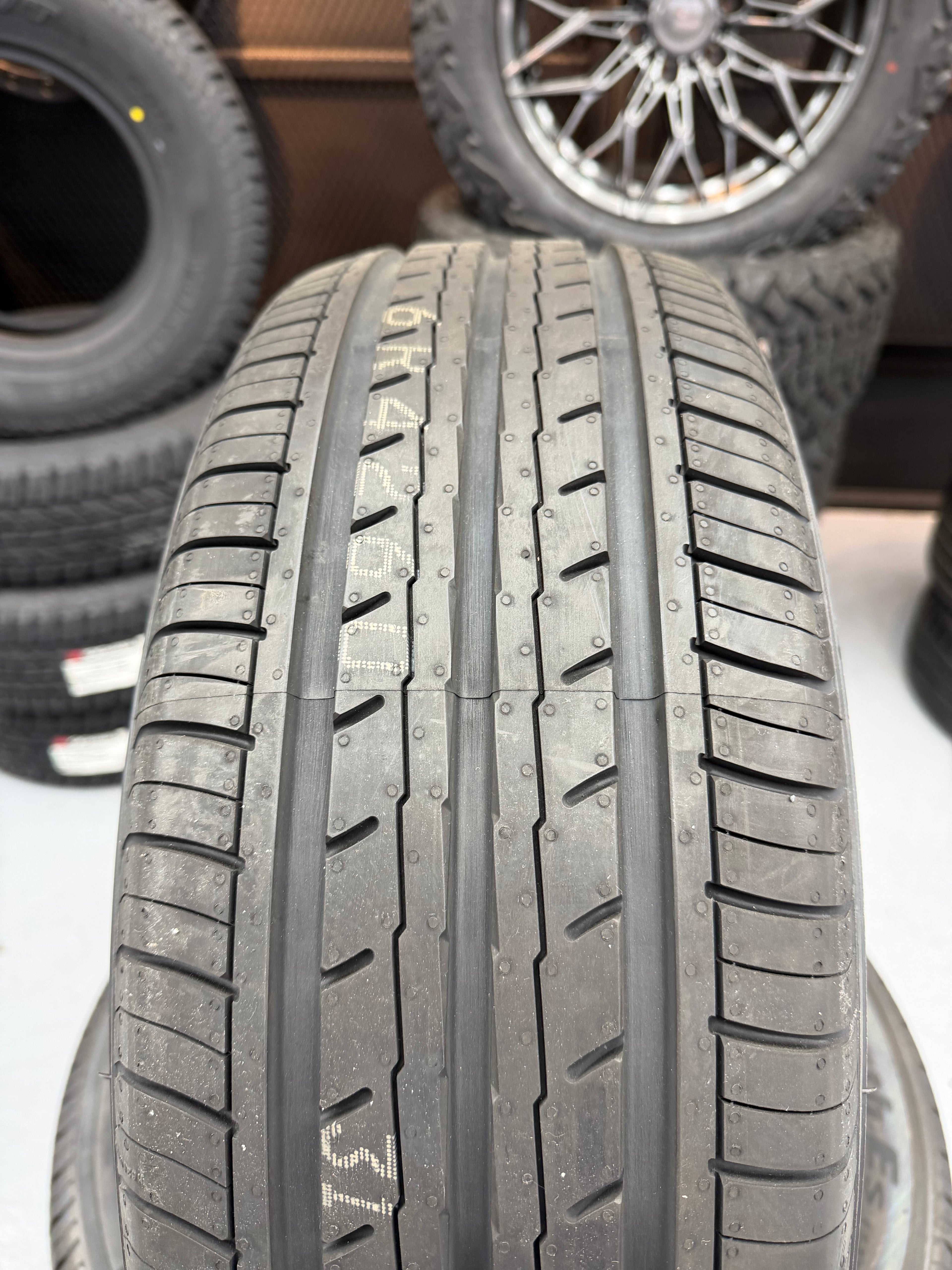 Yokohama BluEarth-ES ES32 205/55R16 91V