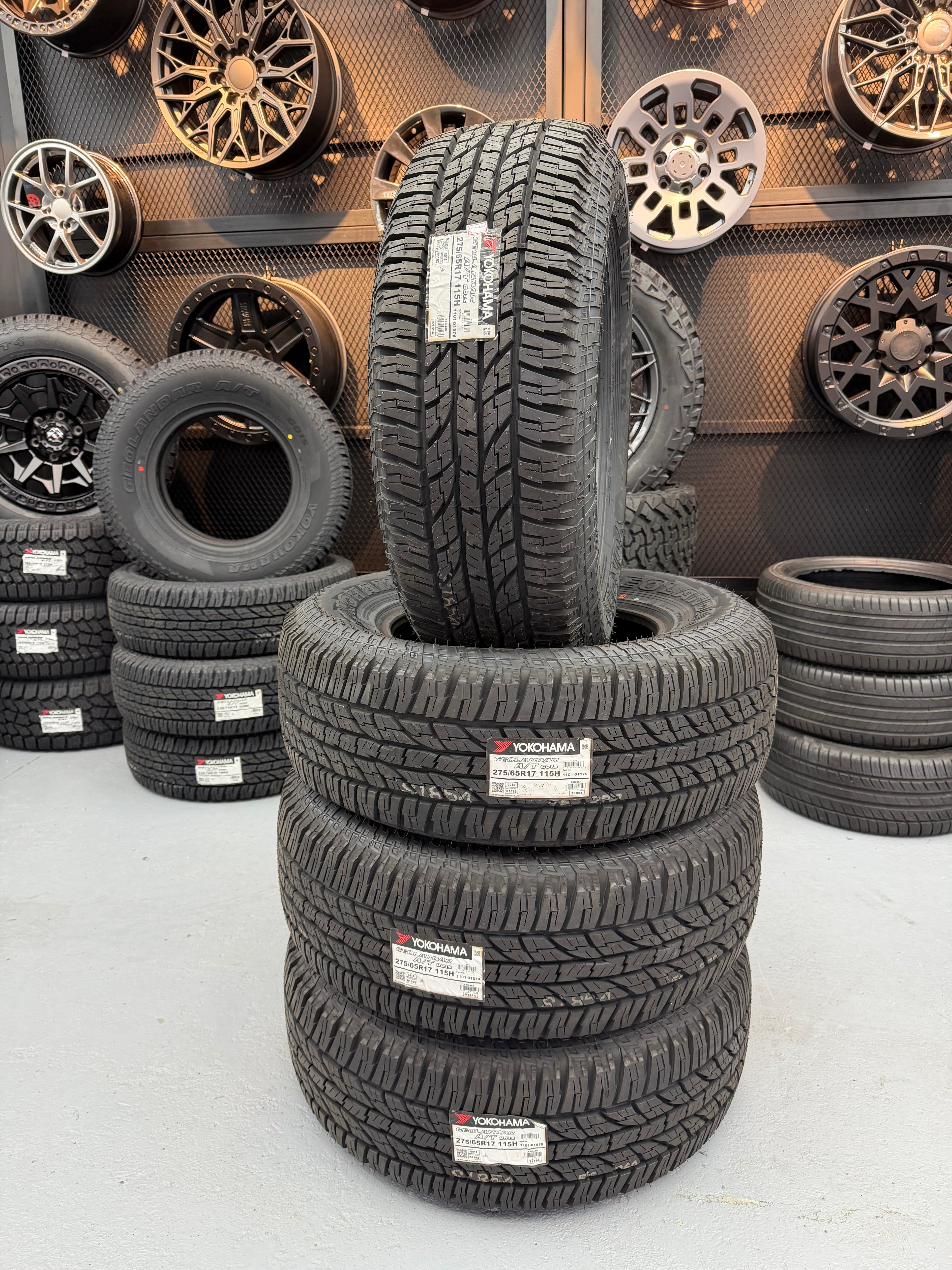Yokohama Geolandar A/T G015 275/65R17 115H