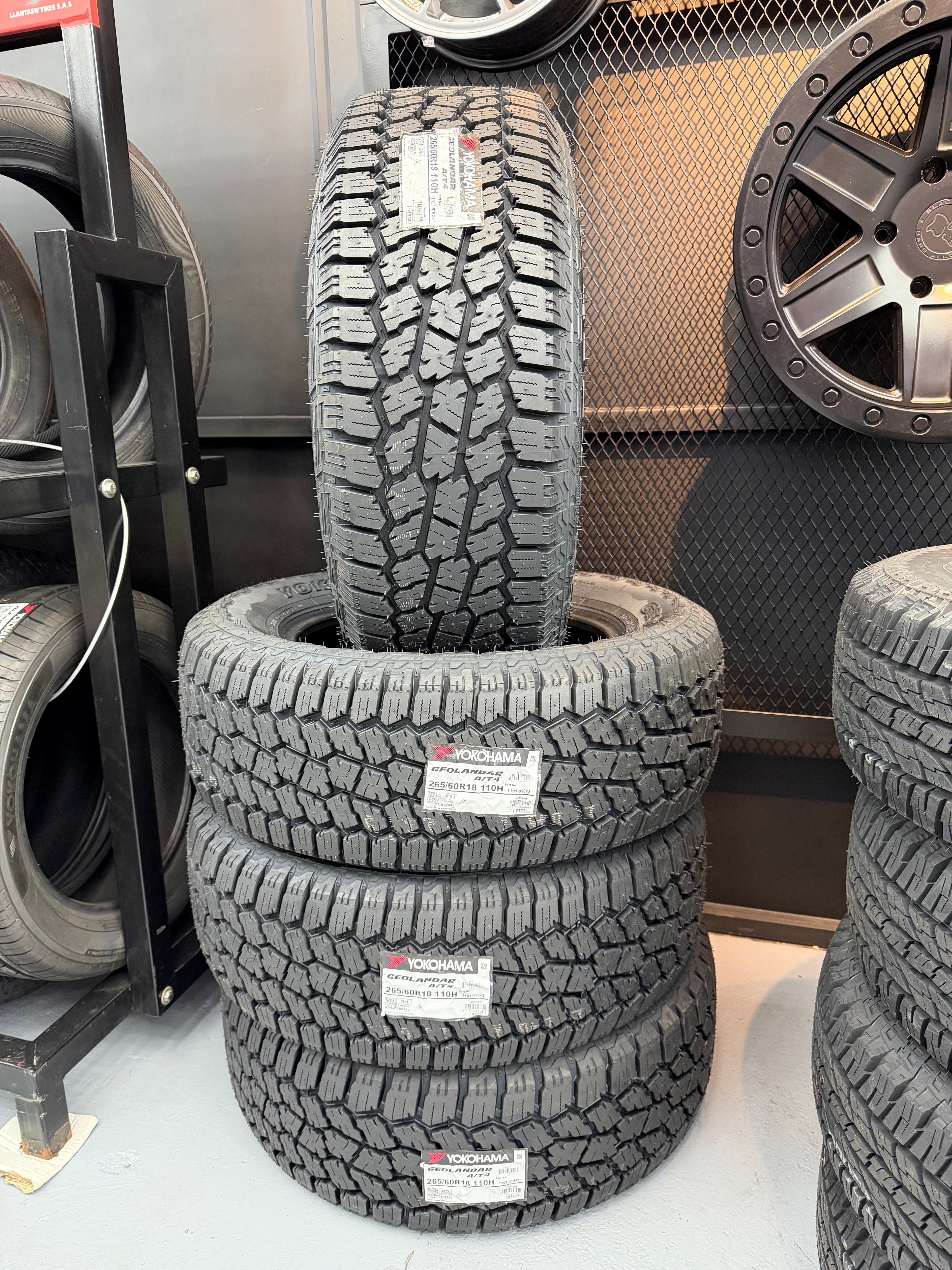 Yokohama Geolandar A/T4 G018 265/60R18 110H