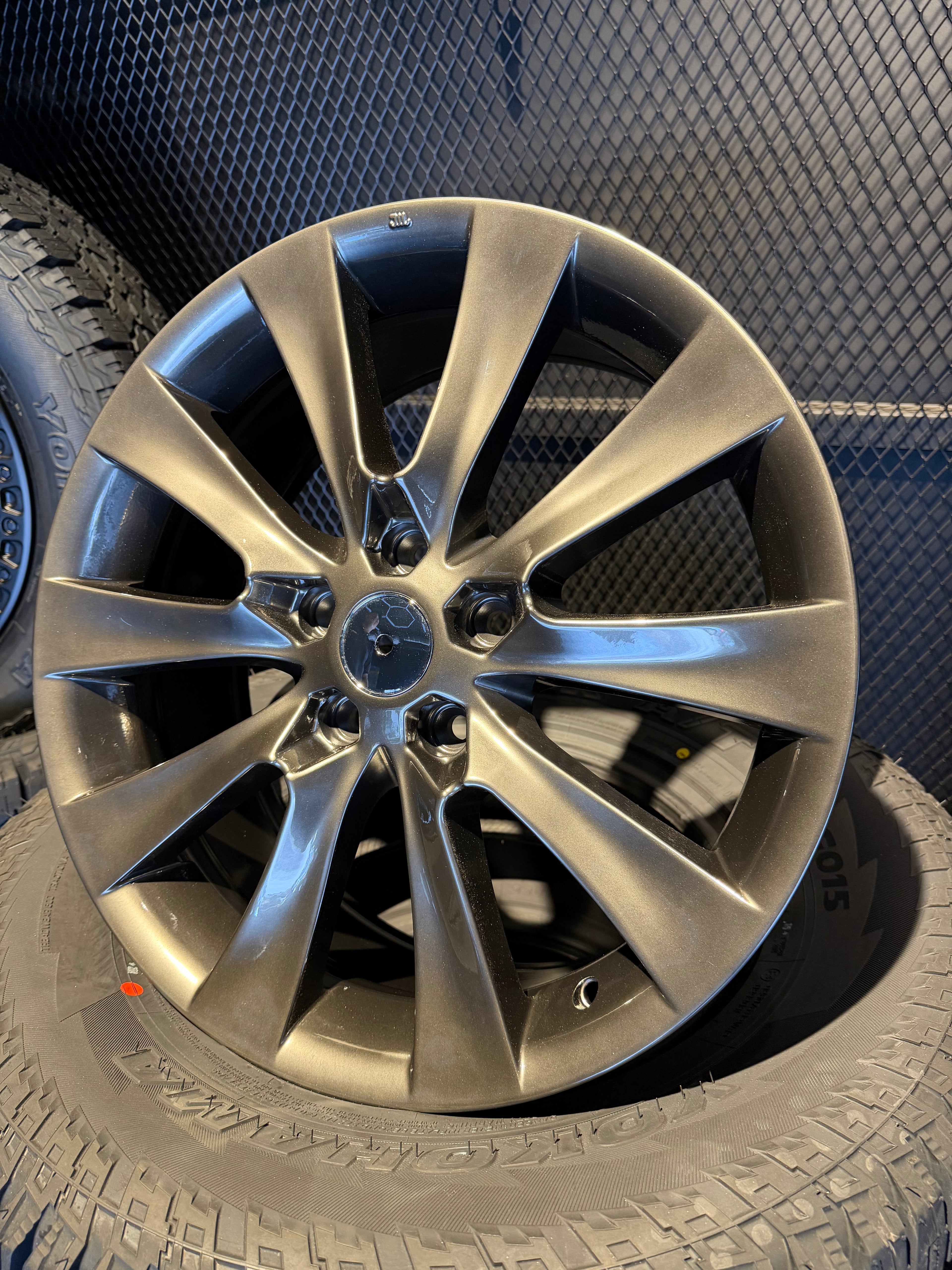 Rin Mazda Urban 18x7.5 Gris Oscuro