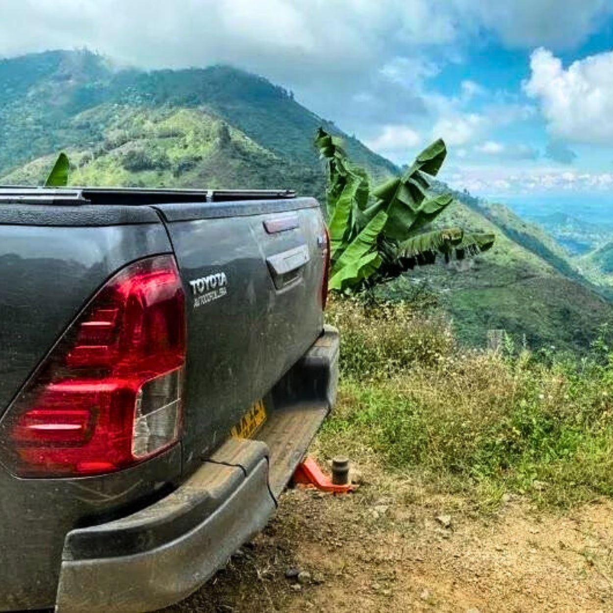 Tiro de arrastre Toyota New Hilux Revo